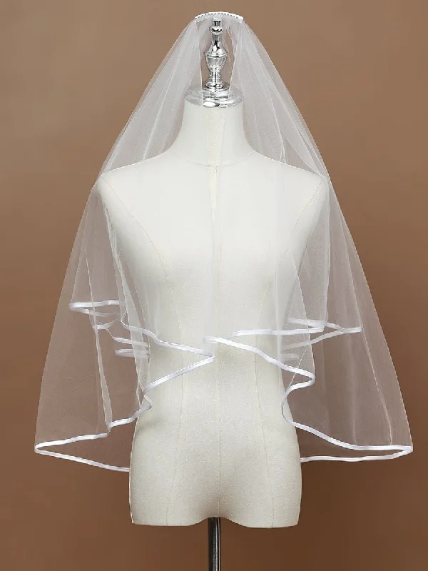 Simple Double-Layered Wedding Veil with Scalloped Edge Neutral tone unclassified dresses